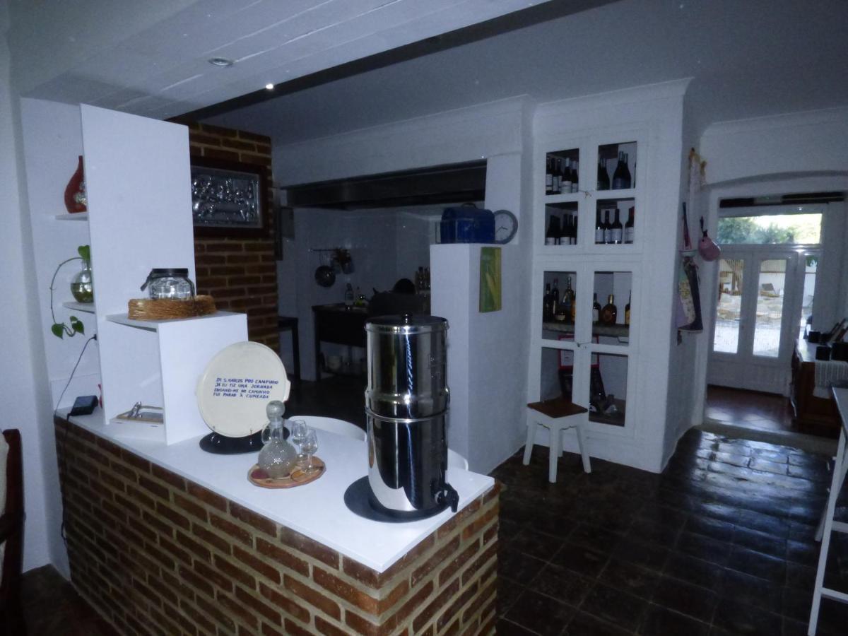 Solar Da Cumeada Bed & Breakfast Регуенгос де Монсараз Екстериор снимка