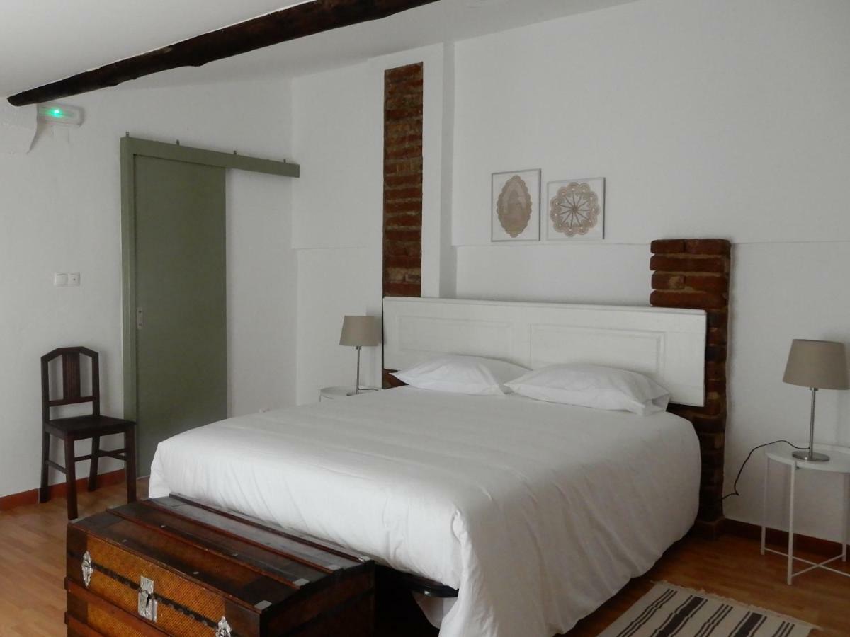 Solar Da Cumeada Bed & Breakfast Регуенгос де Монсараз Екстериор снимка