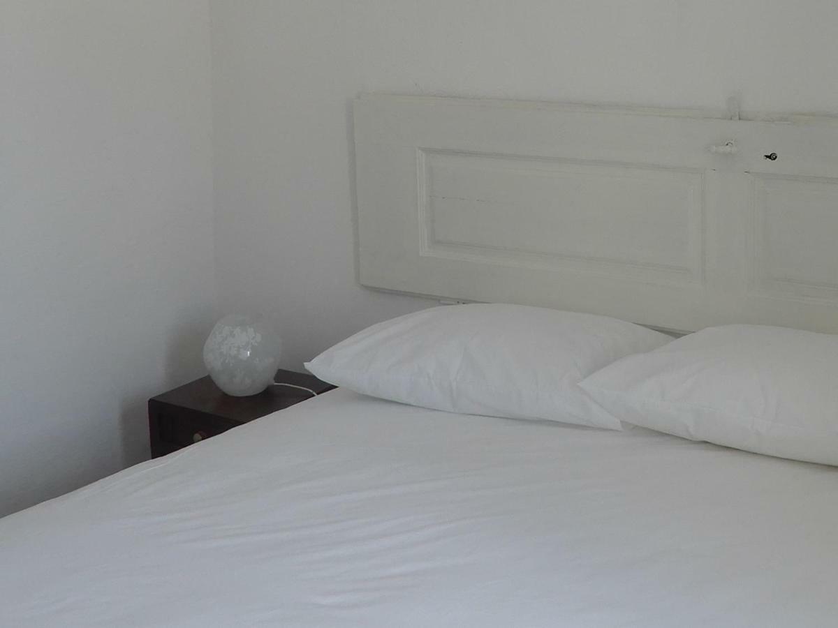 Solar Da Cumeada Bed & Breakfast Регуенгос де Монсараз Екстериор снимка